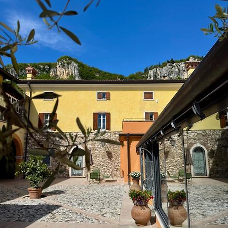 Corte Impero Hotel & Restaurant Аффи Экстерьер фото