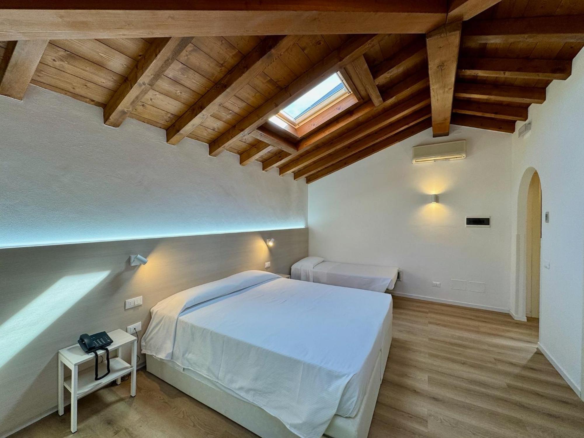Corte Impero Hotel & Restaurant Аффи Экстерьер фото