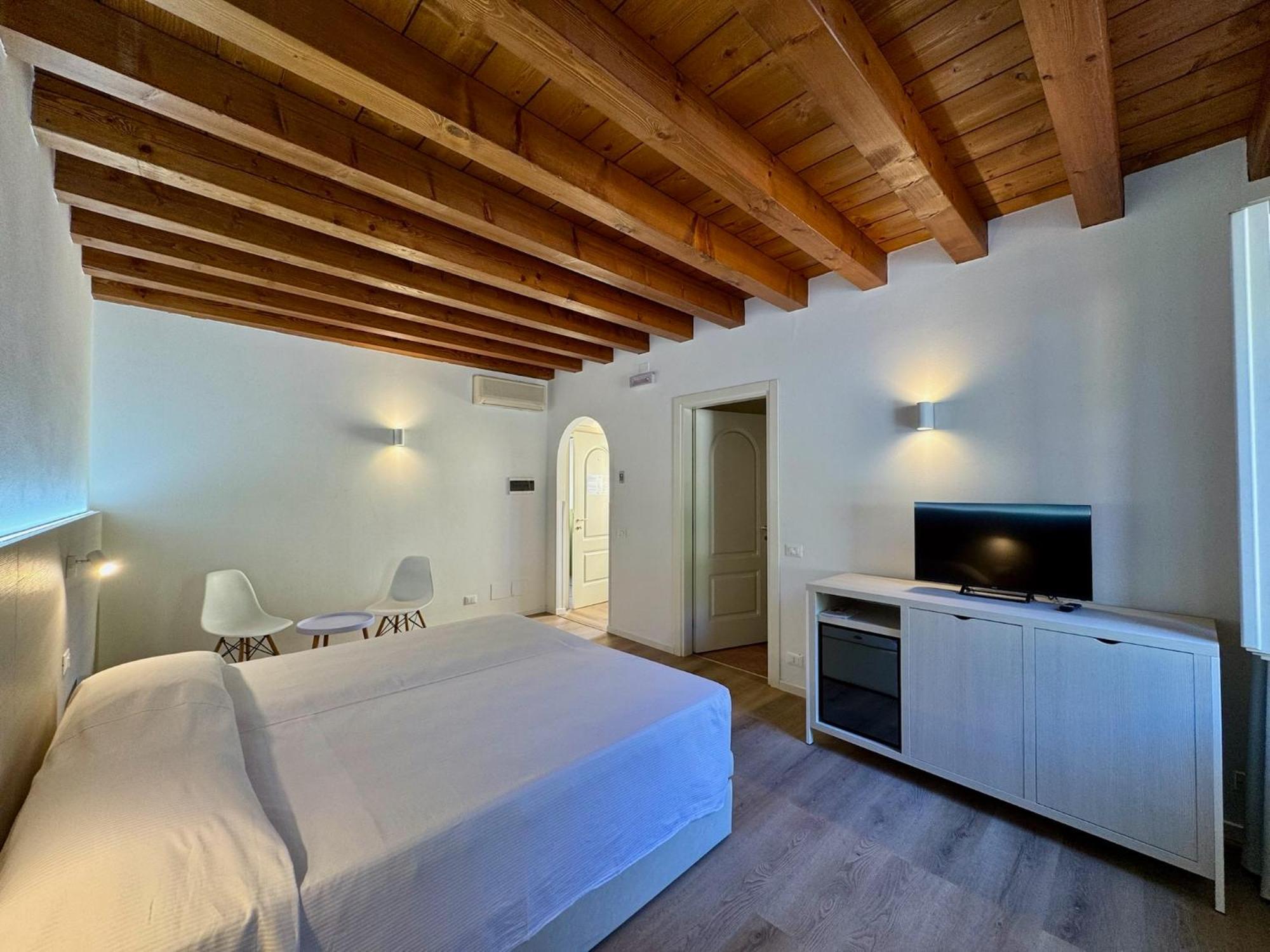 Corte Impero Hotel & Restaurant Аффи Экстерьер фото