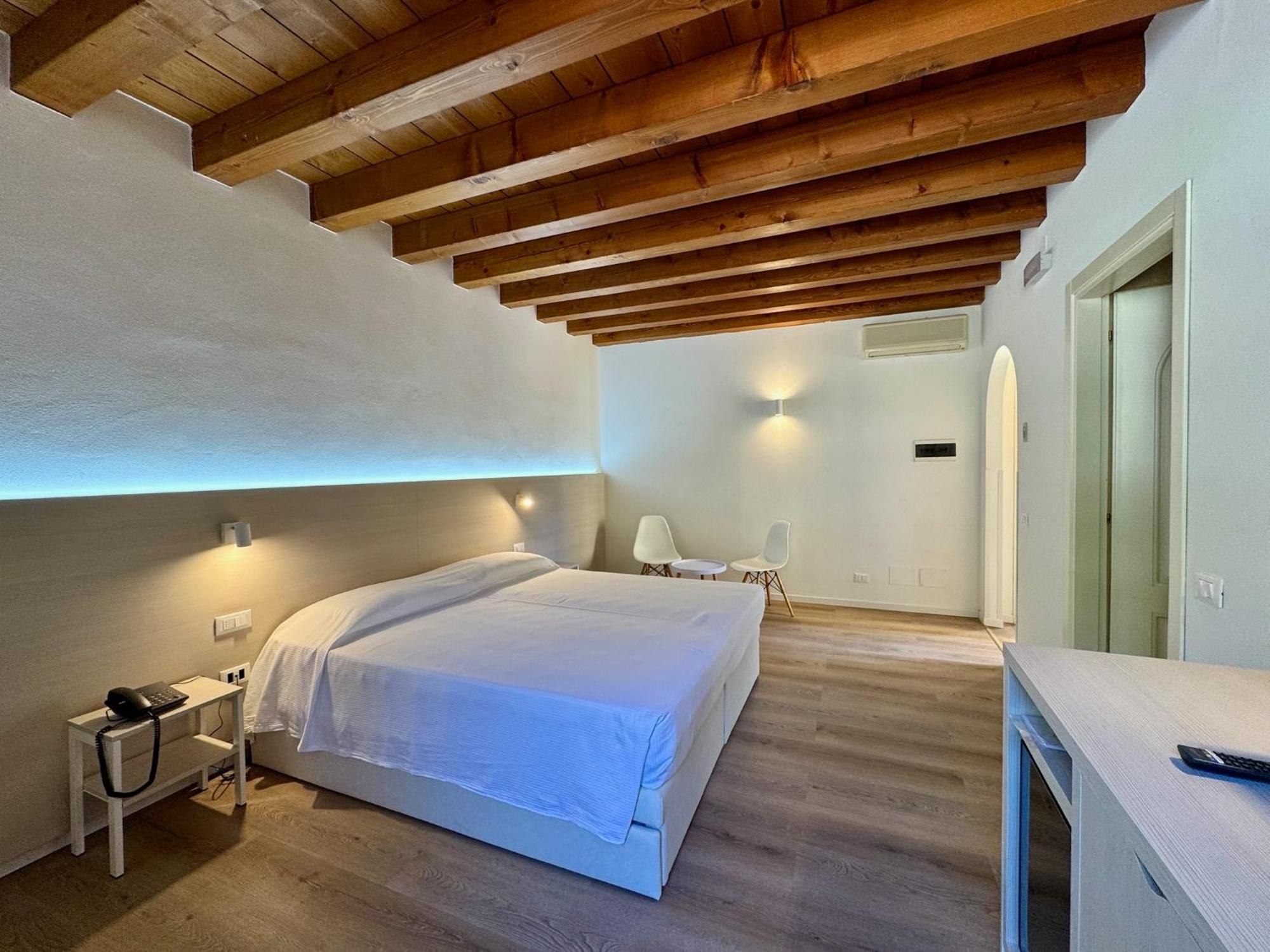 Corte Impero Hotel & Restaurant Аффи Экстерьер фото