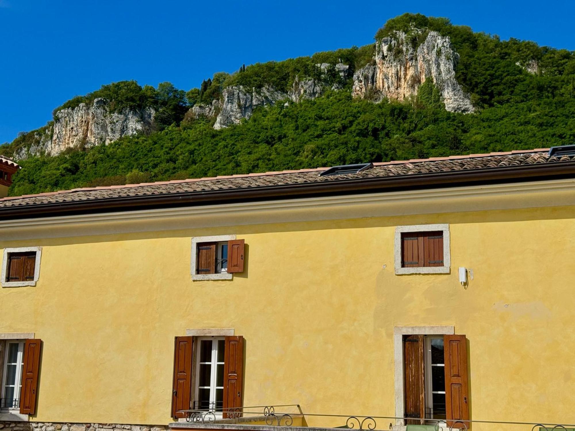 Corte Impero Hotel & Restaurant Аффи Экстерьер фото